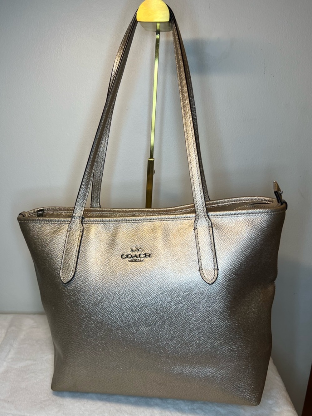RARE - Coach Rose Platinum Leather Avenue Tote Like New